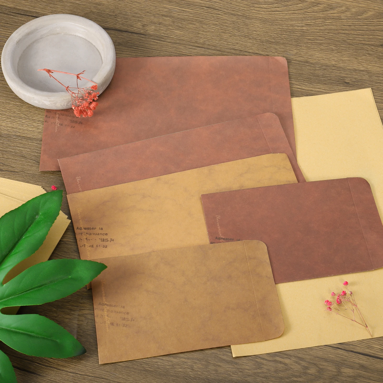 Envelope retro do cartão do Natal do estilo com escrita, Envelopes do presente do vintage, casamento do aniversário, conjunto 20, 50 PCes