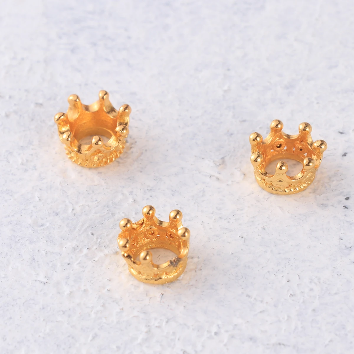 

100 Pcs Crown Accessories Women Tiara Three Dimensional Headgear Golden Zine Alloy DIY Jewelry Making Environmental Material