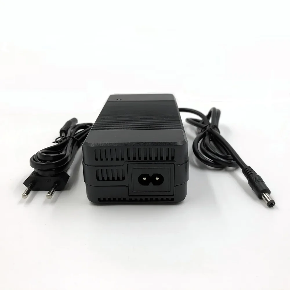 36V Charger Output 42V4A Fast charge Lithium Battery Charger Li ion Charger For 36V 10S Battery With Fan DC GX16 RCA Connector