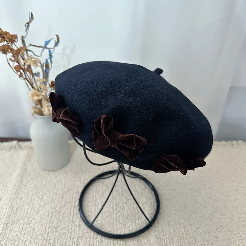 Koreanische Version Wollmischung Süße Baskenmütze für Damen, Herbst- und Winter-Samtschleifendekoration, Elegante Warme Malermütze – Detail 4