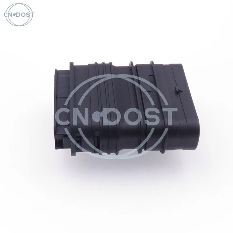 1 Set 16 Pin 805-587-541 805-588-571 AC Assembly Waterproof Auto Reversing Radar Camera Plug Car ACC Electric Socket A0001532222