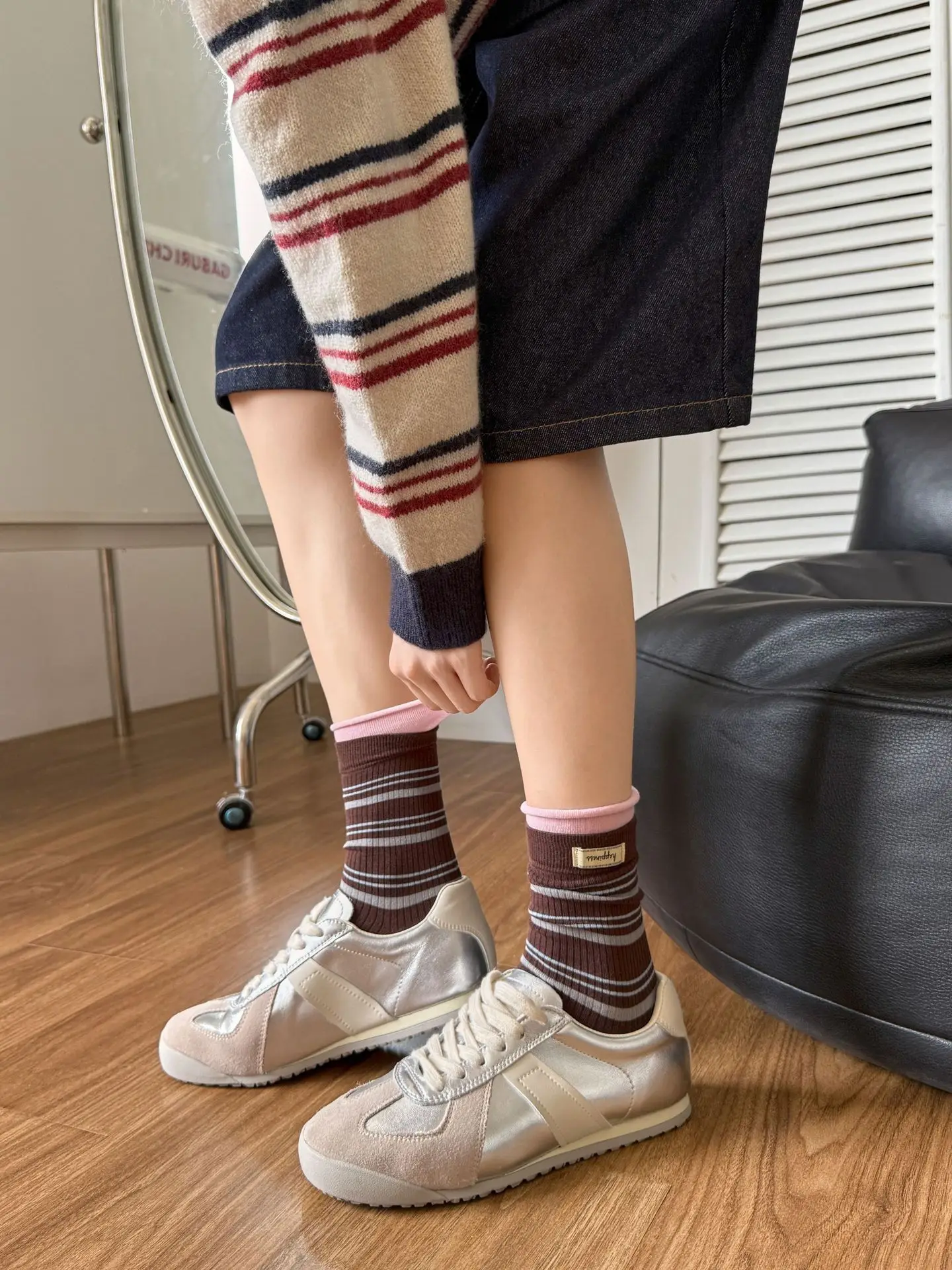 Japanische Frauen Socken Herbst und Winter Koreanische Farbe Passenden Mittelrohr Socken Lässige Mode Gestreifte Gestrickte Baumwolle Lange Socken – Detail 13