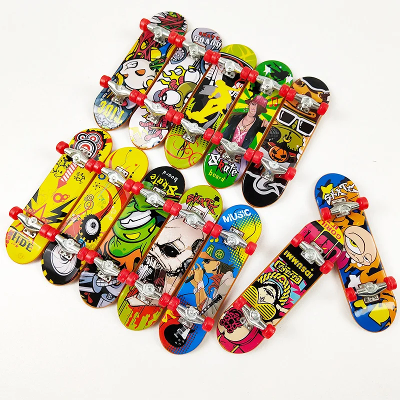 5/10Pcs Finger Skateboard giocattoli per bambini Mini Finger Skate Board Stent in lega per bambini bomboniere per feste di natale regalo