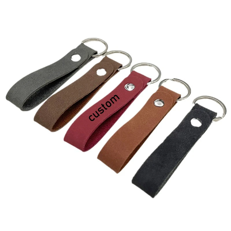 Retro personalisierte Wildleder-Schlüsselanhänger, individuelles Logo-Schlüsselanhänger, blanko, mattiertes Leder, lasergravierter Auto-Schlüsselanhänger für Männer und Frauen