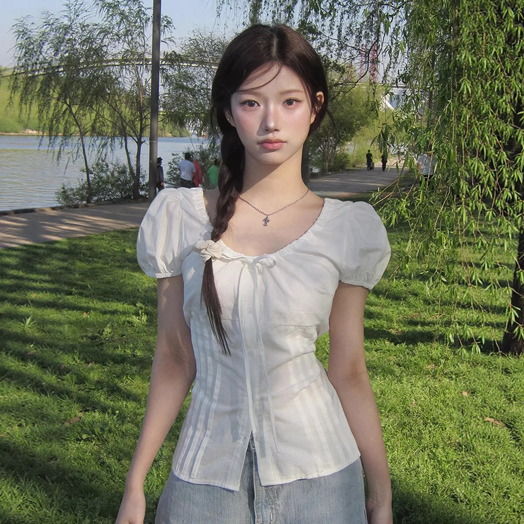 

Women Blouse Solid Color White Woven Blouses Short Sleeve U Neck Puff Sleeve Button Up Shirt Tie Detail Lace Trim Casual Shirt