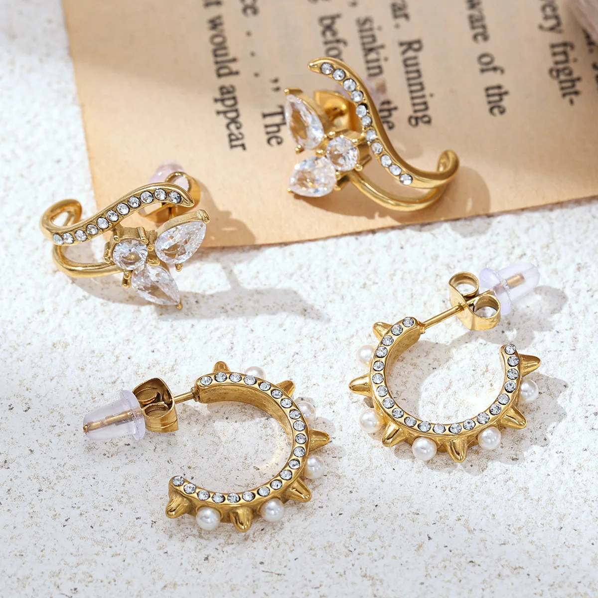 

Waterproof Stainless Steel Zirconia Pearl Spike Earrings Gold Plated Flower Studs Luxury Non Tarnish Hypoallergenic Jewelry Gift