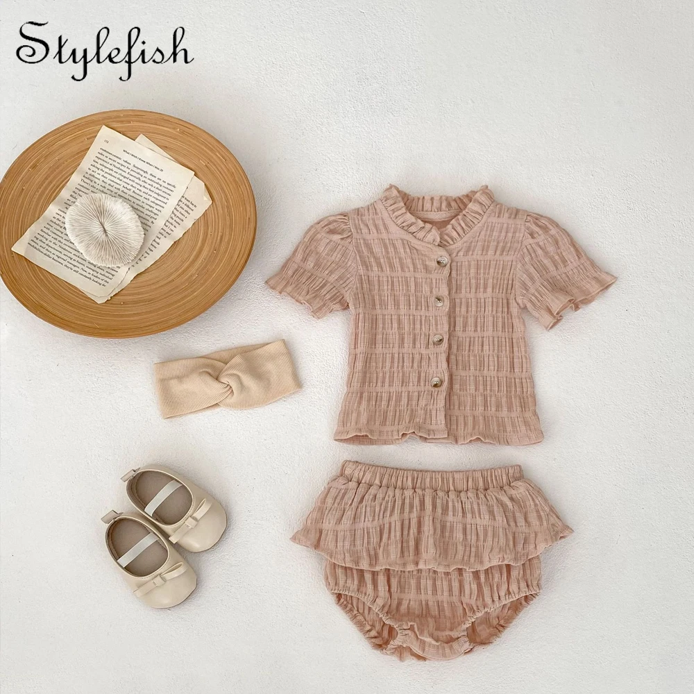 

Summer New Baby Clothing Fashionable and Versatile Wooden Ear Collar Short sleeved Top, Small Skirt, Pants Set