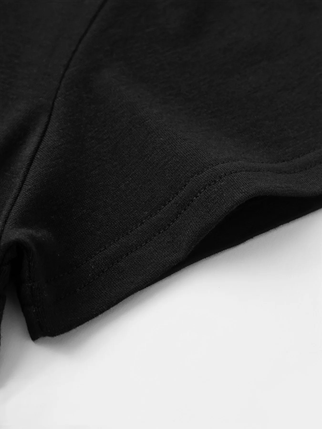 Damska koszulka graficzna Dandelion CURE - swobodny top z krótkim rękawem i okrągłym dekoltem, elastyczna mieszanka poliestru, możliwość prania w pralce