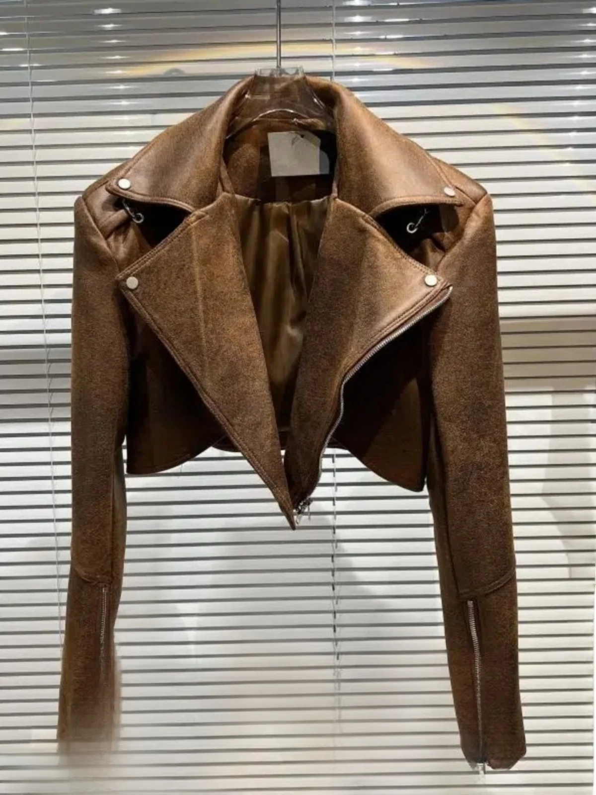 Giacca in Pelle PU Street Sle con Design a Colletto Grande, Nuova Moda Primavera 2026, Cappotto Sportivo da Donna con Zip, Manica Lunga