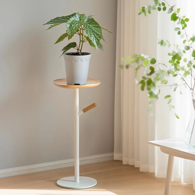 

Приставной столик в скандинавском стиле — диван-столик с подносом из бука, журнальный столик на балконе, эстетический домашний декор, современный акцент для гостиной