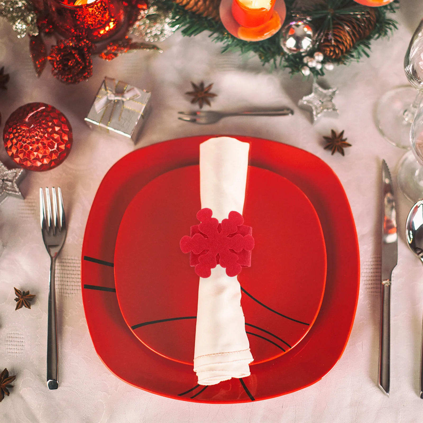 

8 PCS Napkin Buckle Decor Elegant Ring Christmas Rings Lovely Xmas Cloth Portable Decoration