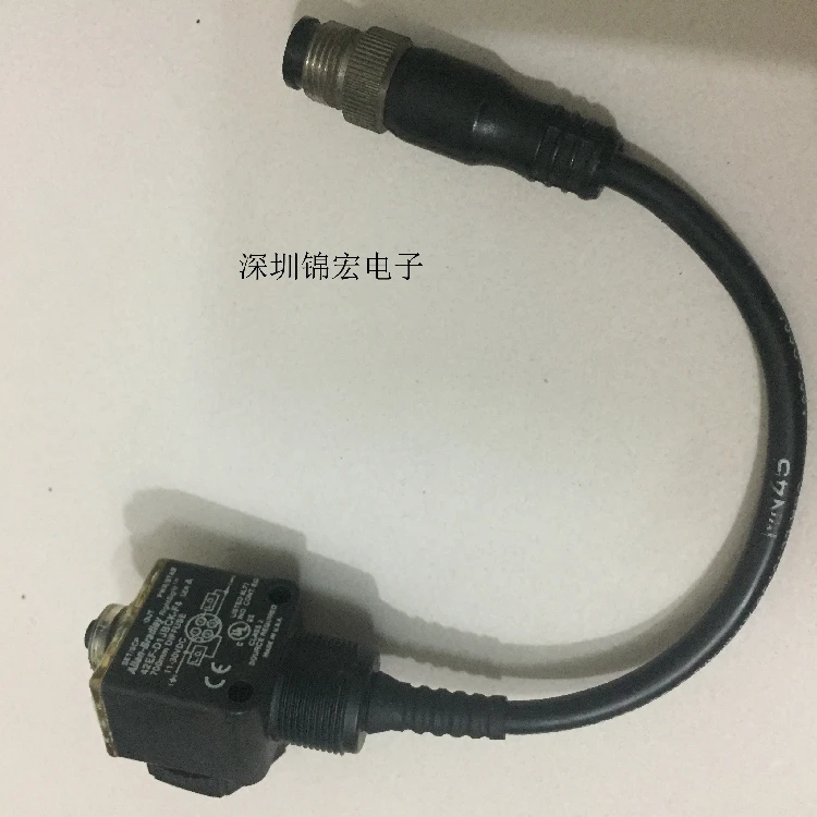 

Оригинальный импортный фотоэлектрический переключатель 42EF-DIJBCK-F4, SER B с четырехконтактной вилкой с круглым отверстием