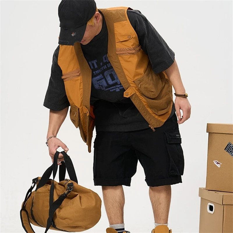 

Mountain-Style Outdoor Casual Fishing Multi-Pocket Work Vest Color-Blocked Lapels, Sleeveless Tank Top Facket For Men Women Thin