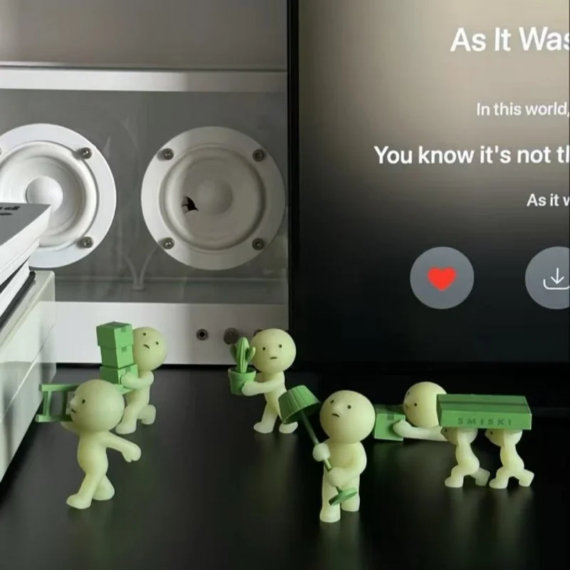 

SMISKI Серия Moving Series: Слепая коробка-сюрприз, светящиеся в темноте игрушки, милые аниме-фигурки, настольные украшения, коллекционные подарки