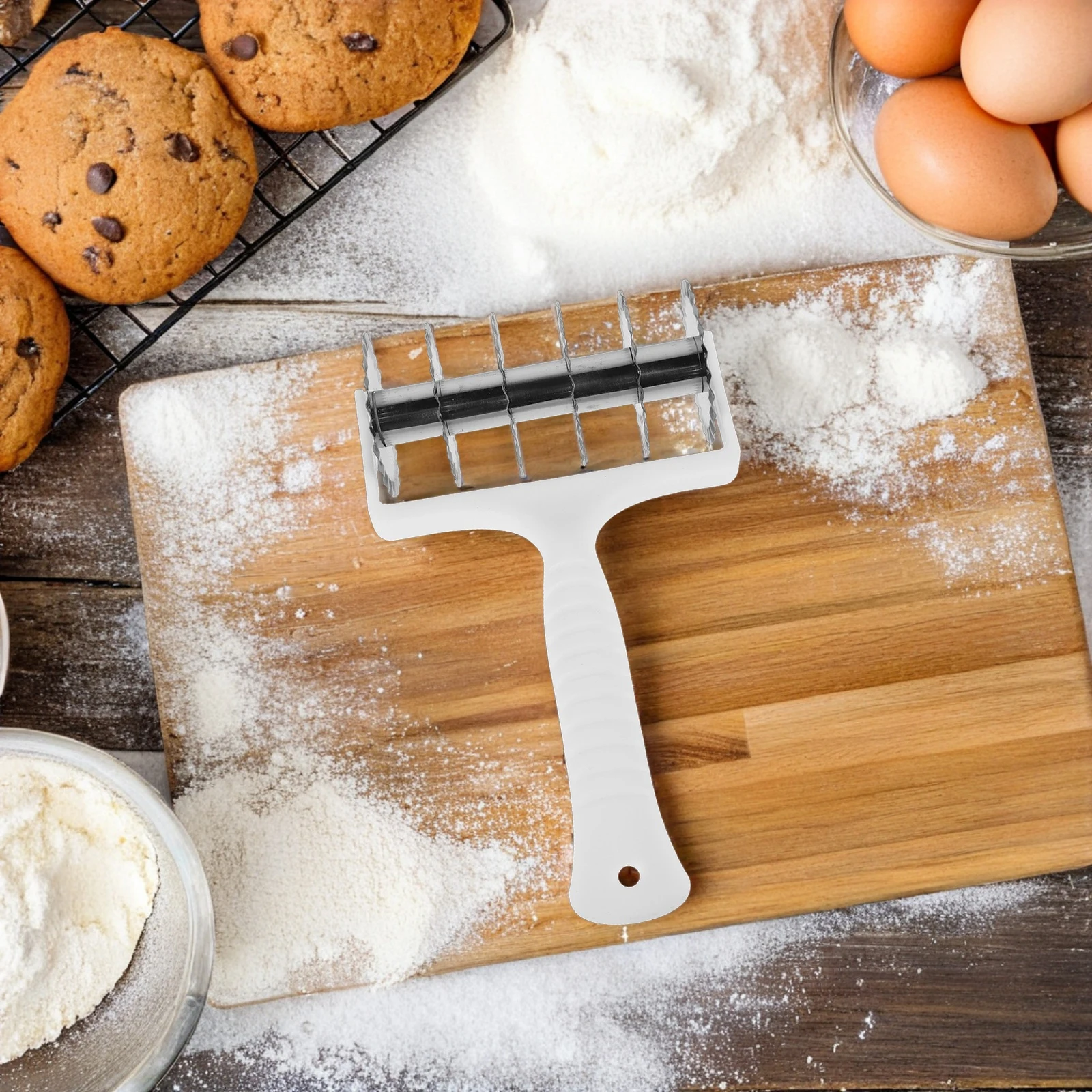 

Stainless Steel Noodle Cutter Manual Pasta Maker Dough Cutter Kitchen Tool for Spaghetti Noodles Pastry Roller