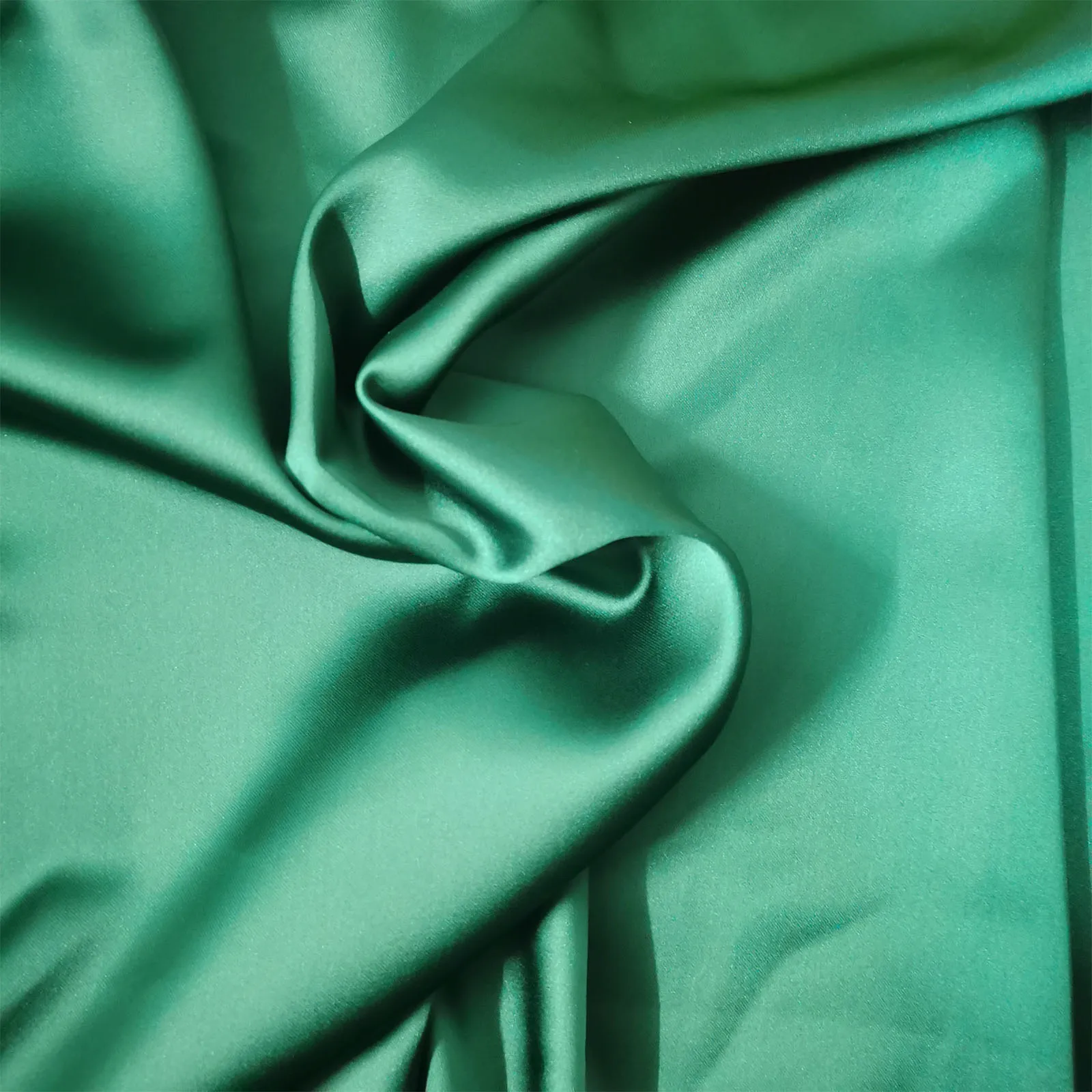 Good Quality Wide 59 Inch Green Imitate Silk Satin Fabric Thicken Shining Dress Fabric Diy Summer Women Dress Clothing/cheongsam