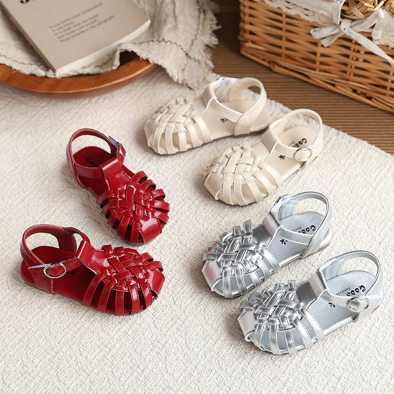 

Fashion Girls' Shoes 2026 Summer New Kids Sandals Comfort Anti Slip Child Beach Shoes Simple Versatile Girls' Woven Sandals