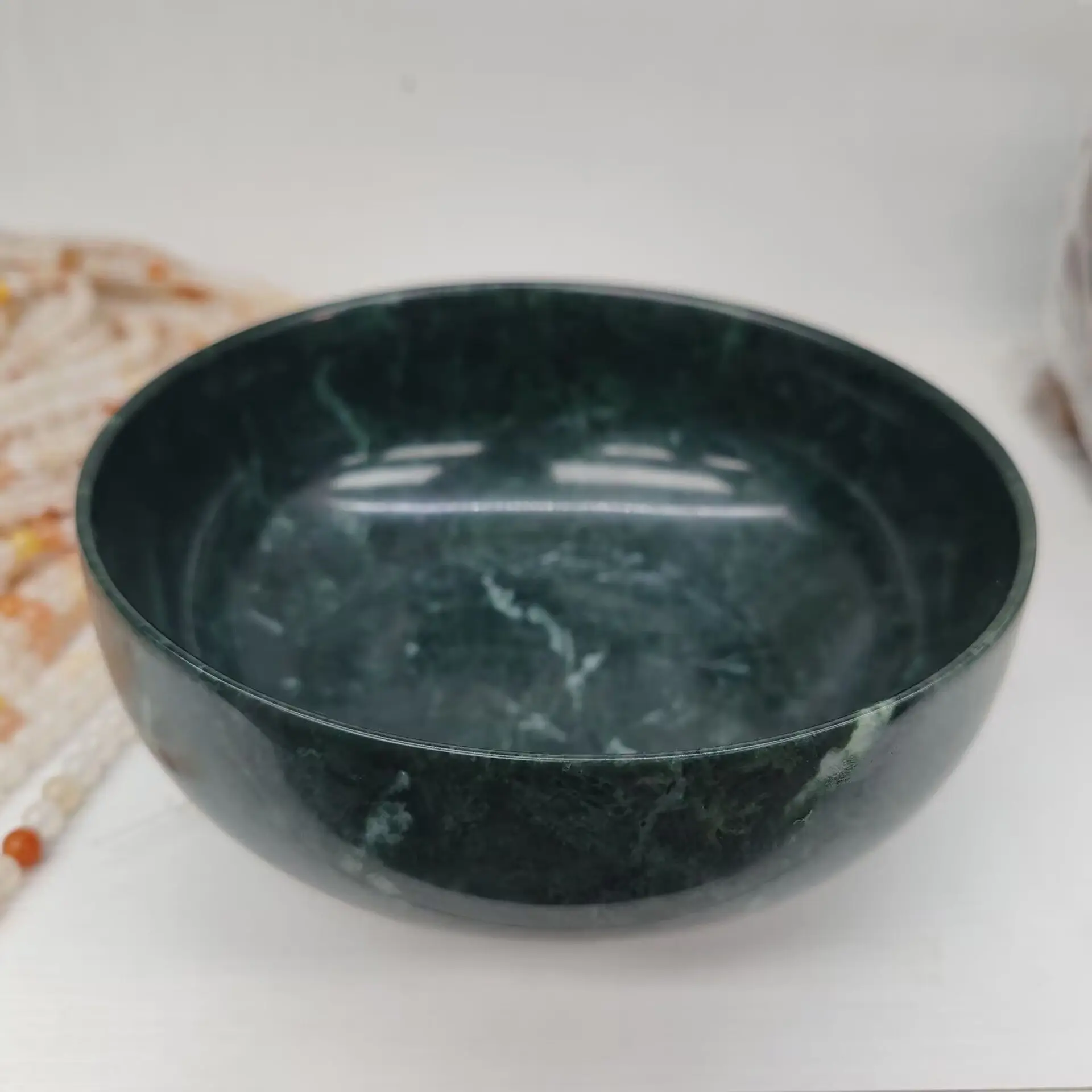 

15cm Natural Green Jade Tea Cup Stone Bowl Health Teaware Genuine Tibetan Medicine King Stone Magnetic Jade Rice Bowl