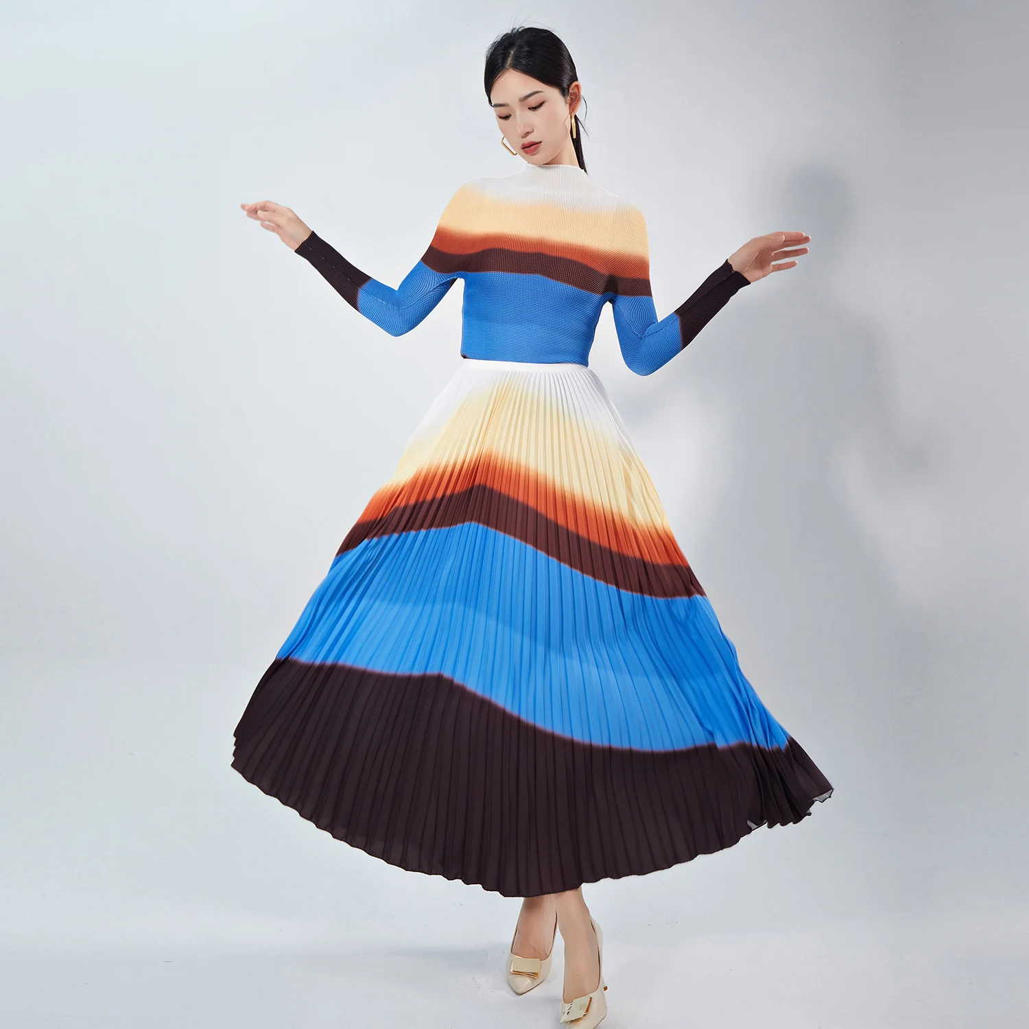 

Высококачественный женский повседневный полосатый эластичный топ и плиссированная юбка, элегантный комплект из двух предметов для осени, женский комплект из полиэфирной ткани