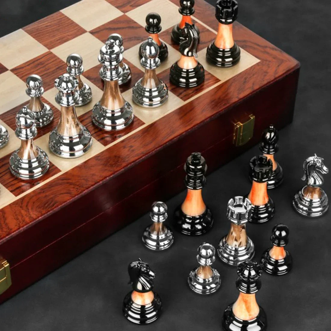 Luxury Magnetic Wooden Chess Sets Pure Copper Pieces Set Foldable Wooden Chess Set Board Handmade Portable