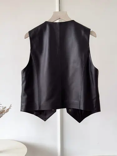 Imagen 2 del producto 2025 nueva primavera otoño chalecos de piel sintética mujer un solo botón motocicleta Biker chaquetas de Pu mujer todo fósforo PU chaleco prendas de vestir