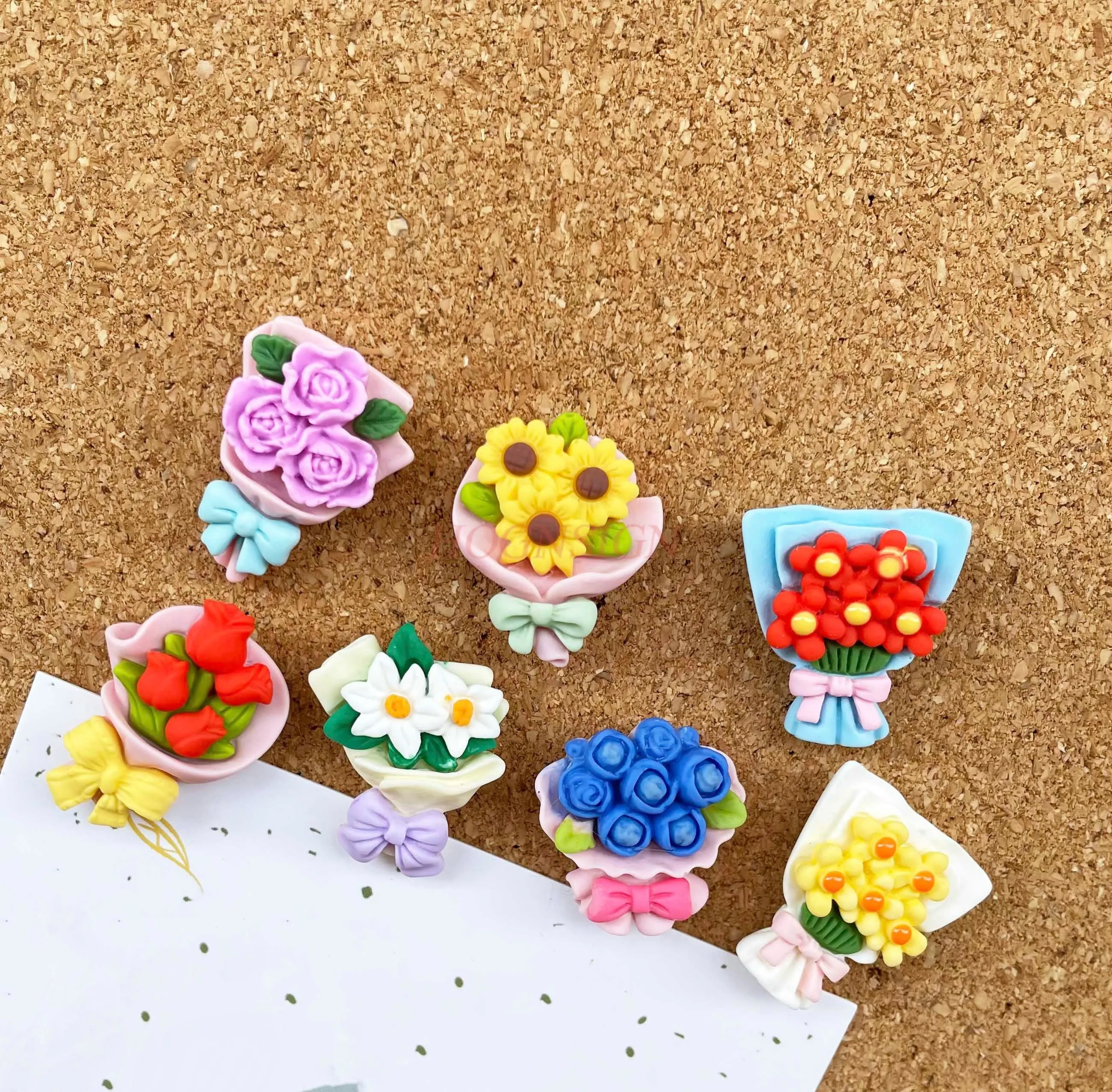 7pcs Rose bouquet, flower design, creative push pin, felt, soft wood board, creative decoration, button