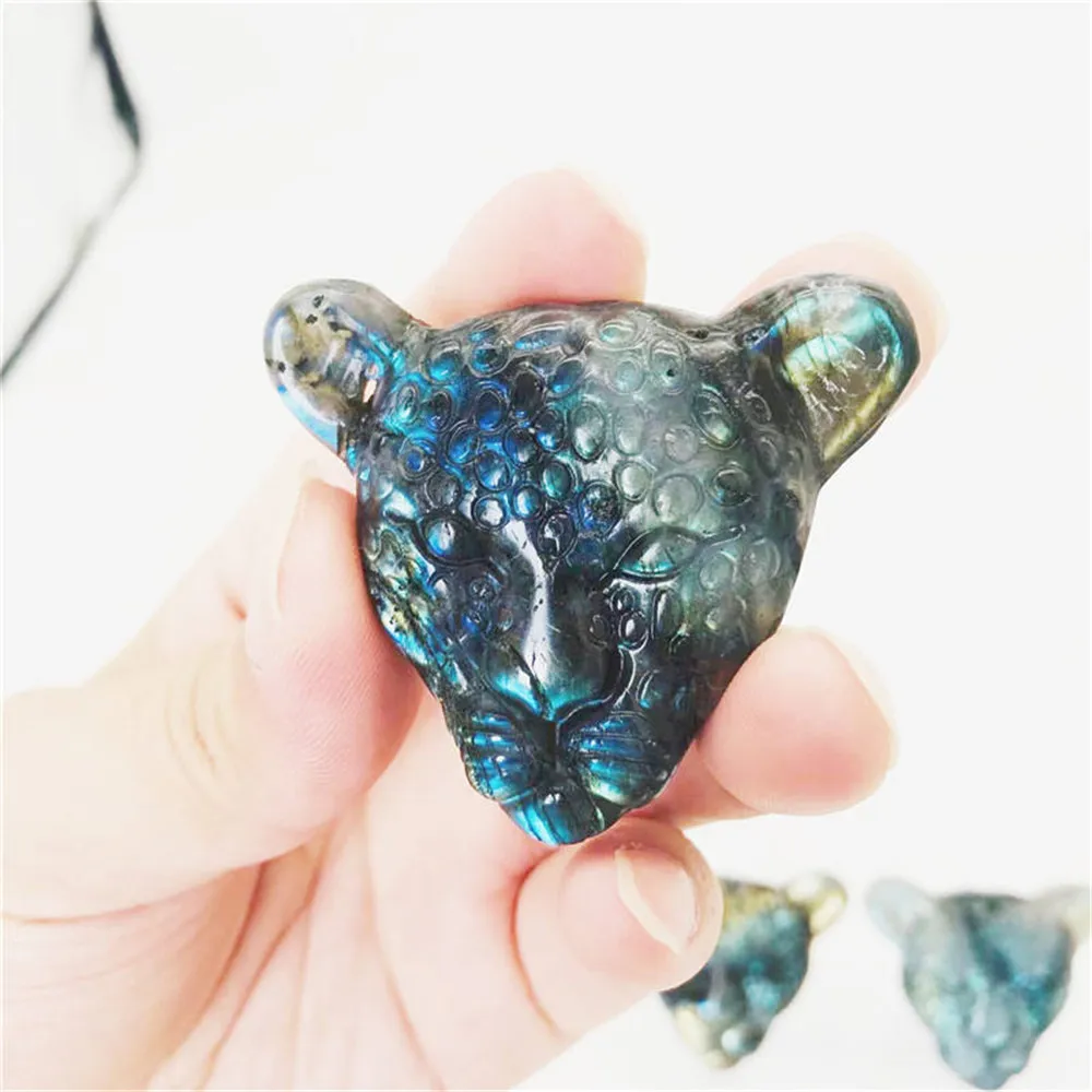 Flashing Natural Stone Labradorite Hand Made Carved Leopard Head CrystalNecklace  Fashion Carved Animal Figurine Gifts