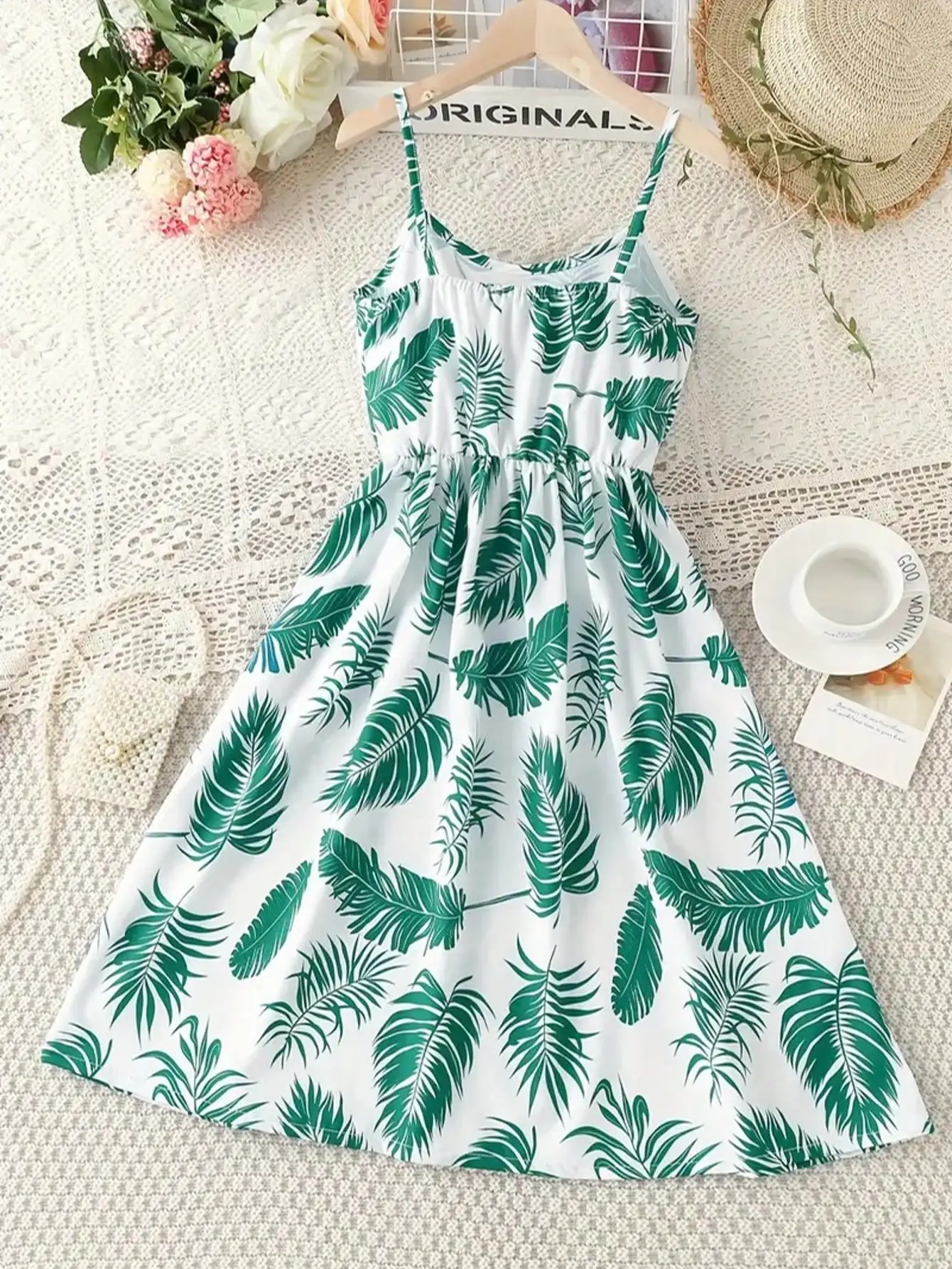Sommer-Jumpsuit für Mädchen mit Blättermuster - Lässiger Stretch-Polyester-Mix, Schulterfreies Design, Knielang, Strandrock – Detail 3