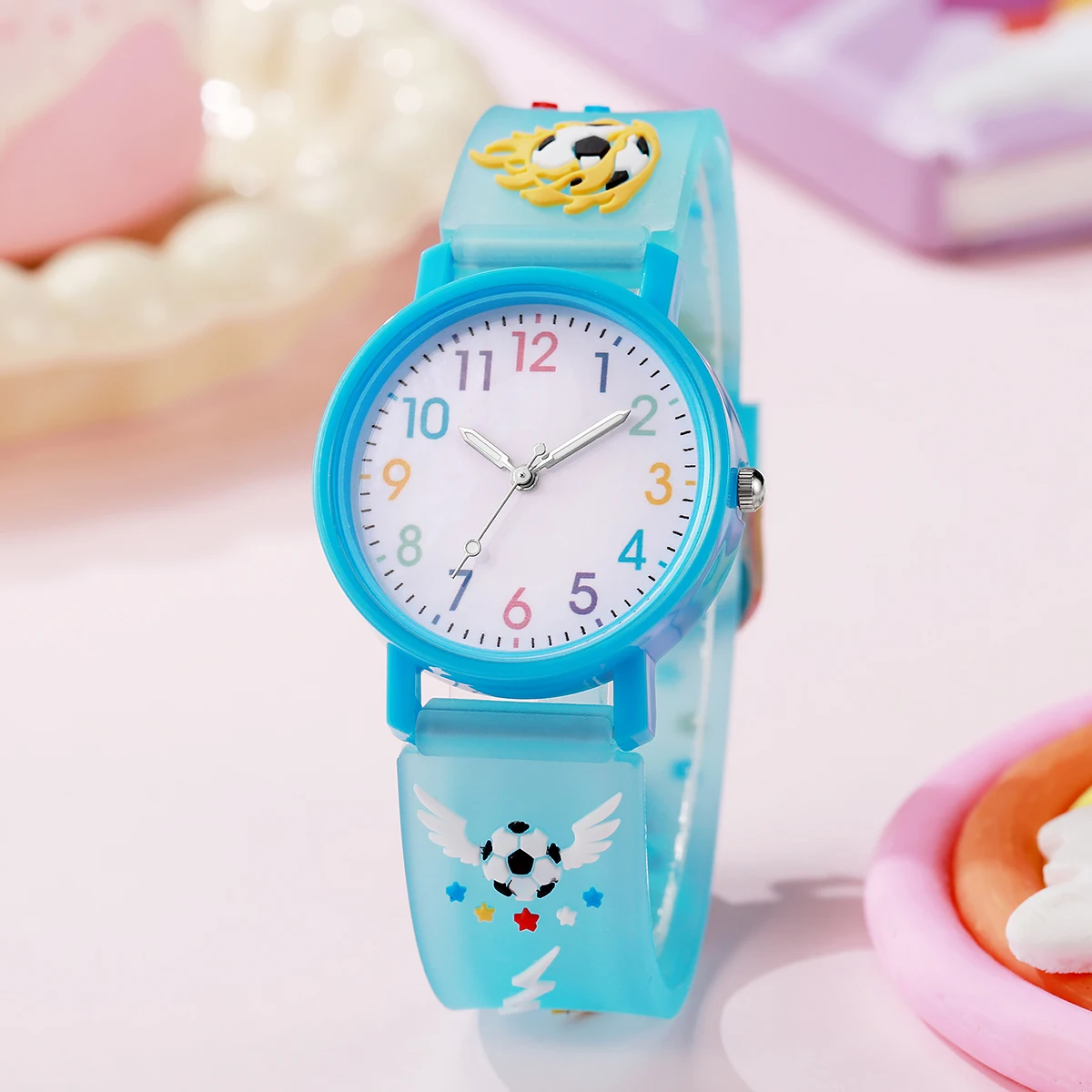Cute cartoon children's watch football champion pattern color scale, suitable for daily school wear, birthday, Christmas gifts