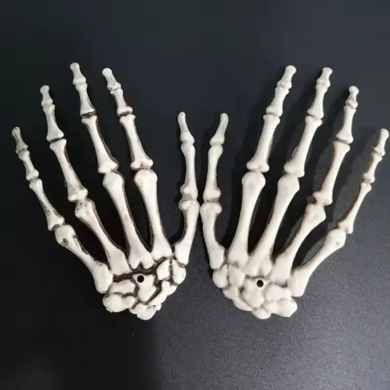 

Realistic Size Skeleton Hand Halloween Scary Skull Decors Zombie Party Haunted House Halloween Terror Plastic Decoration Props