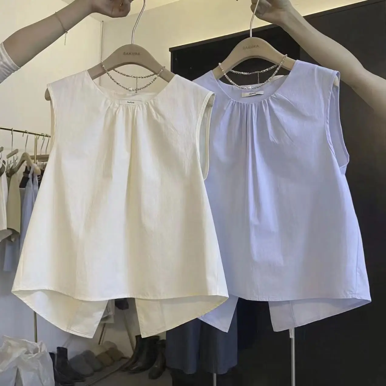 Korean Loose Fit Round Neck Sleeveless Vest 2025 Summer Women's Pure Top Split at Back Shirt