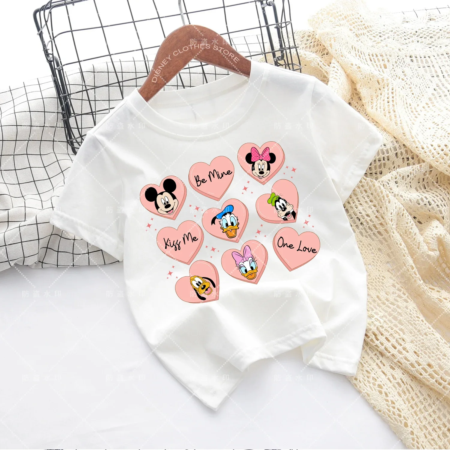 Children Stitch Cartoons T Shirt KidS Kawaii Minnie Girl Clothes Couple T-shirt Summer Lilo and Stitch Girls 2024 Summer Minnie