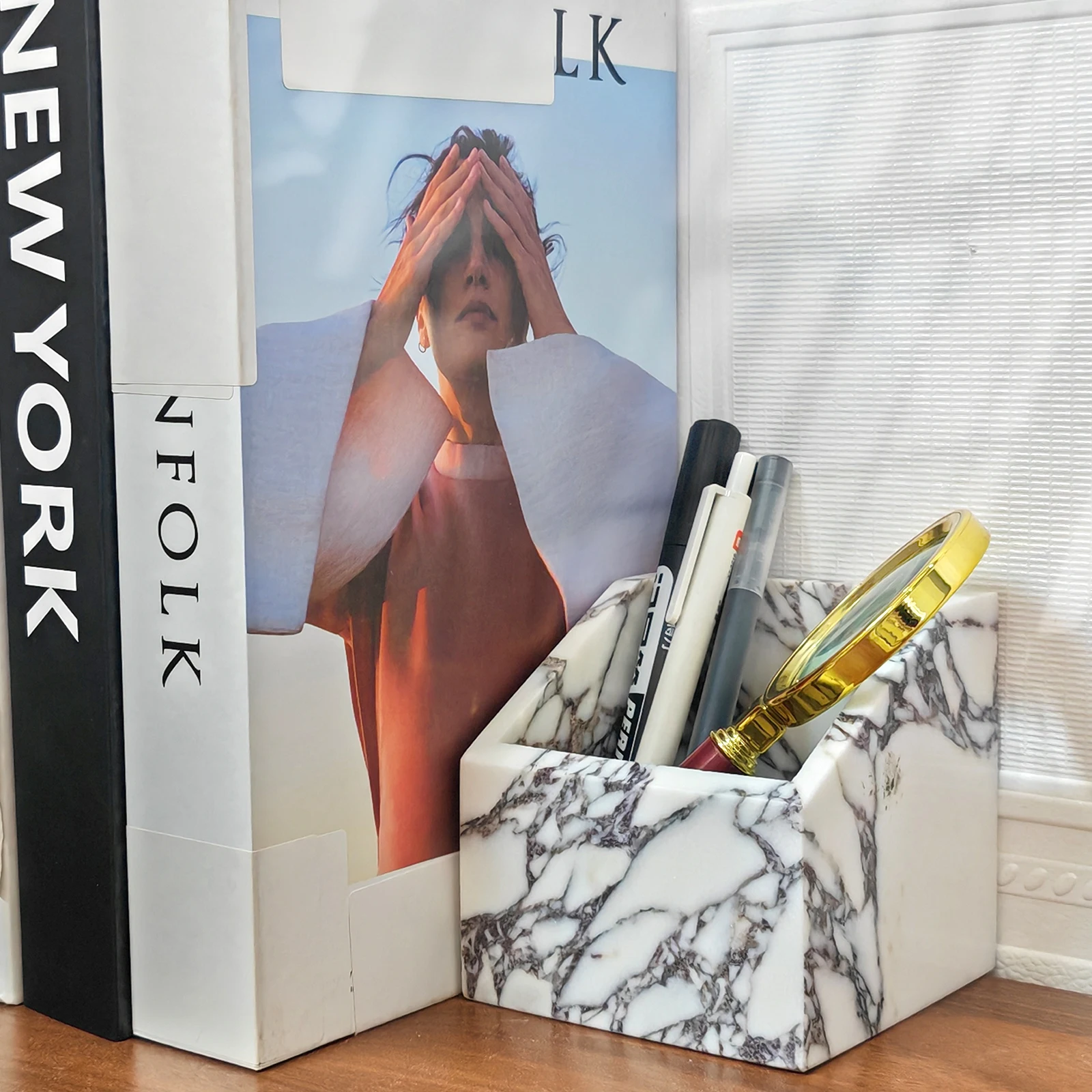 منظم سطح المكتب الفاخر من الرخام الطبيعي كالكاتا فيولا، صينية حجرية متعددة الطبقات للأقلام، فرش المكياج، منظم المجوهرات