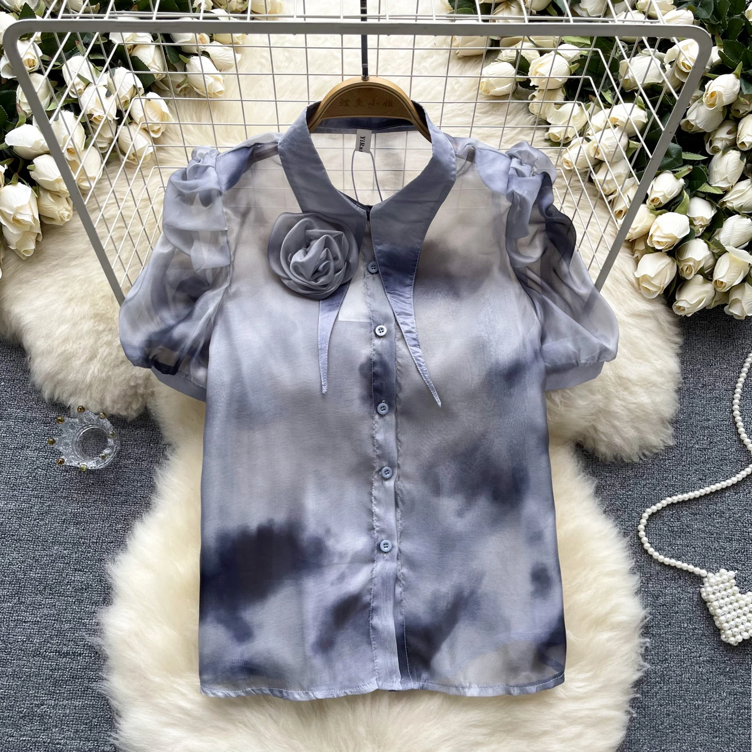 Women's Three-Dimensional Flower Shirt Bubble Sleeves Chic Casual shirt  Short Sleeve Lace Shirt Blusas