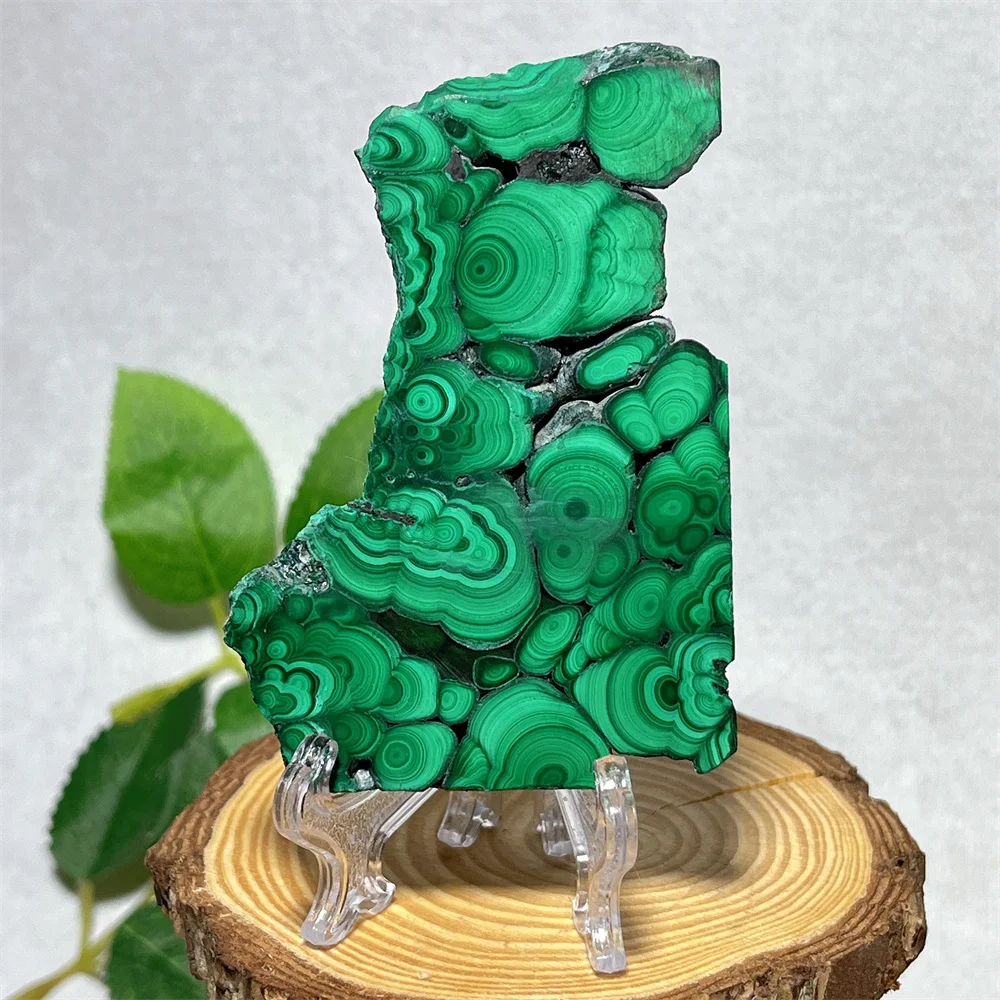 

Полированный малахитовый кристалл