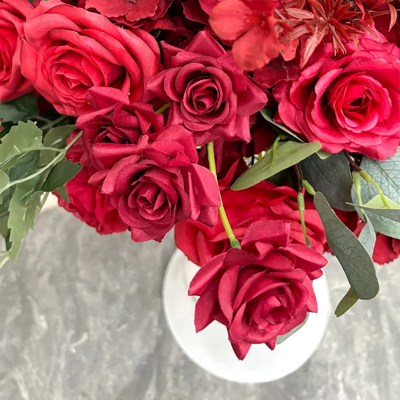 70/60/40/30cm Rote Rosen Grüne Blätter Blumenkugeln für Tischdekorationen Hochzeitstisch Kranz Zubehör Bühnen-Dekoration Blumenrequisiten – Detail 4