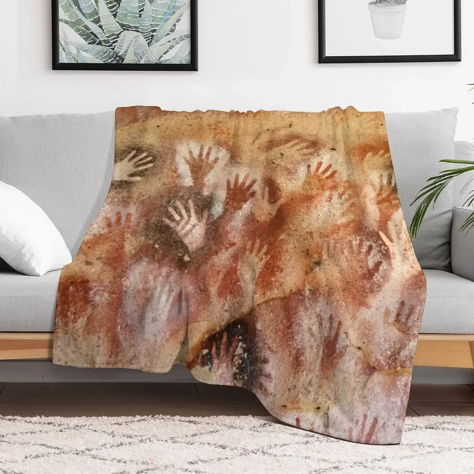 Cueva de las Manos Max Resolution Throw Blanket for sofa manga Sofa Quilt Blankets