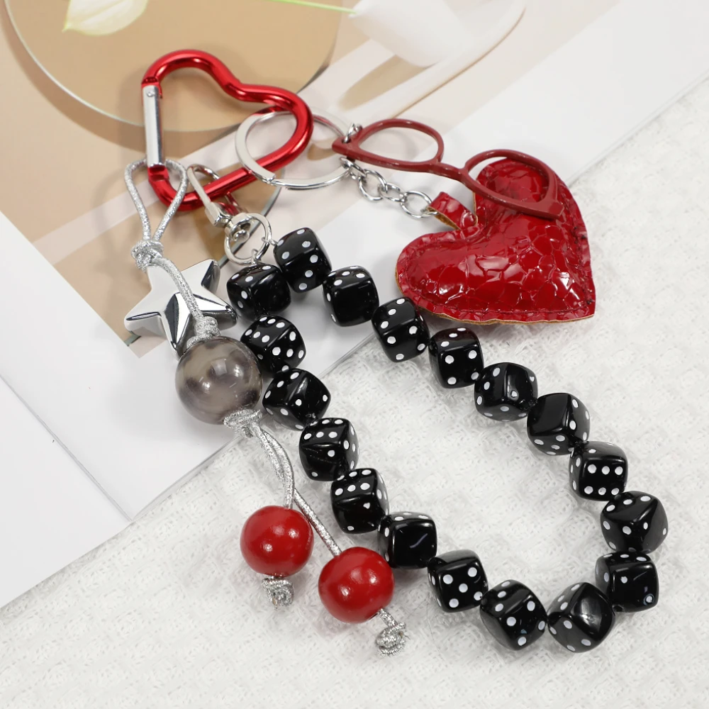 

Korean Charm Dice Keychain Harajuku Game Console Phone Keychains Y2K Fashion Bag Pendant Emo Jewelry Vintage Punk Accessories
