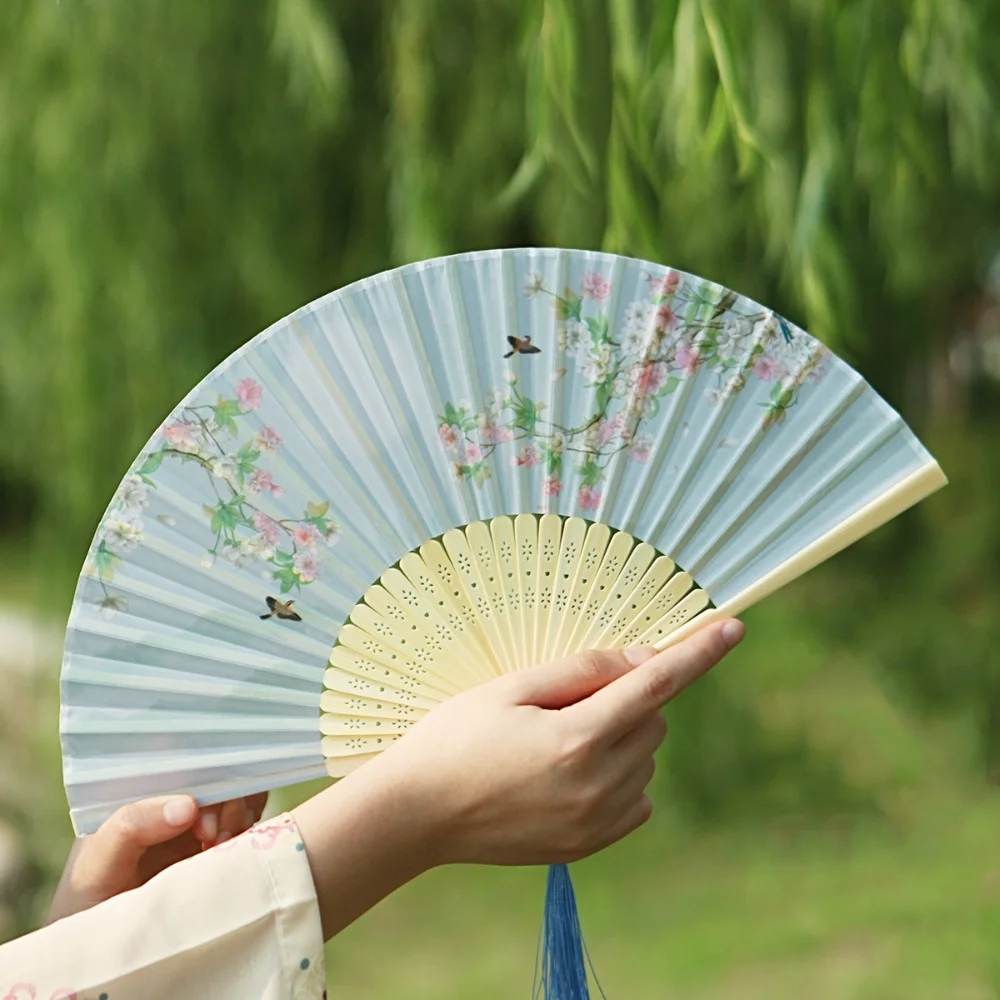 Bamboo Chinese Japanese Folding Fan Silk Vintage Style Folding Fan Hand Fan Tassel Elegent Female Fan Shank Classical Dance Fan