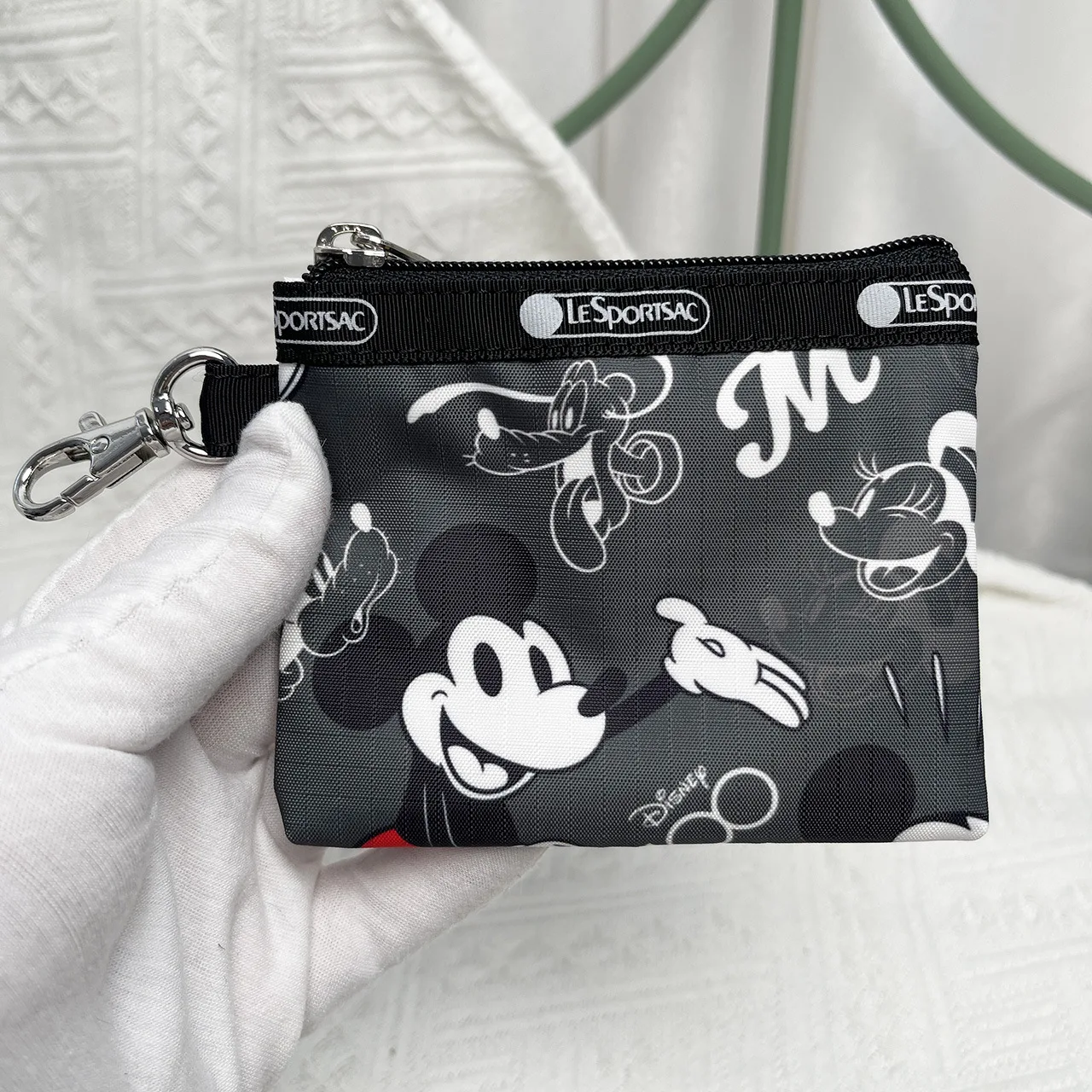 Borsa Snoopy Cartoon 11 * 10 cm Cartoon Kuromi Hello Kitty Girl Borsa pendente impermeabile Cambia borsa per carte accessorie chiave portamonete