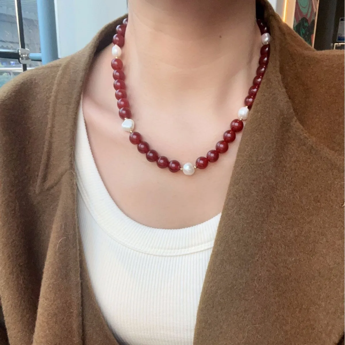100 % natürliche Süßwasserperle und roter Achatstein, 14 Karat Gold gefüllt, weibliche Perlen, Kette, Halskette, Schmuck für Frauen, Geburtstagsgeschenke – Detail 3