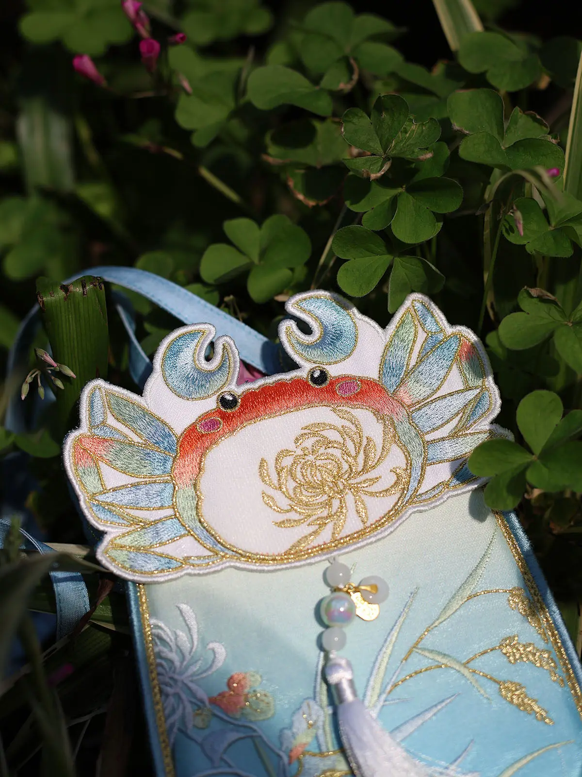 Cute Crab Embroidered Chinese Hanfu Style Crossbody Bag For Women Lolita Small Phone Purse With Tassel Pearl Chain For Daily Use