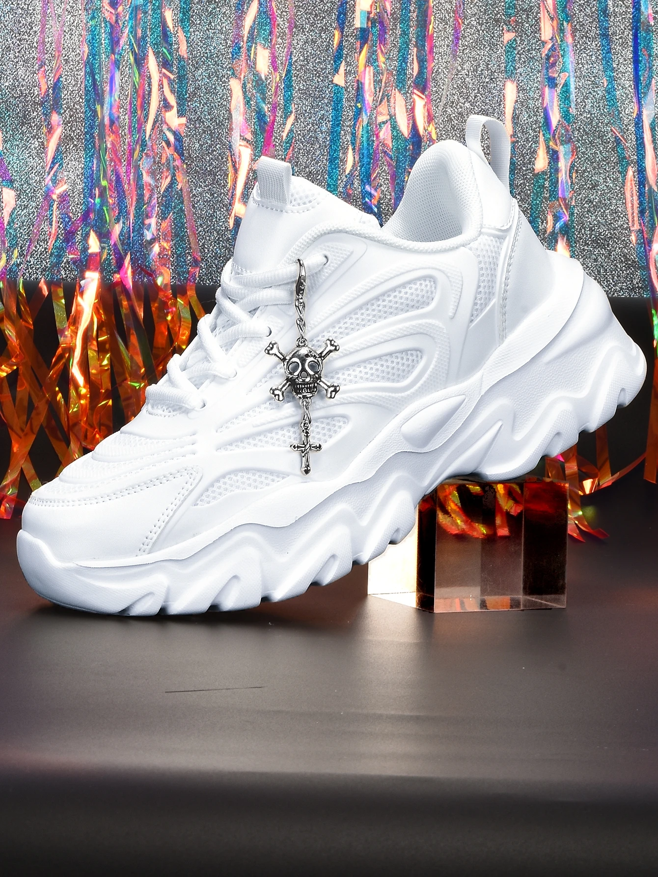 Women's 5cm Height-Increasing Thick-Soled Dad Shoes Y2K Sweet Cool Dark Style with Skull Cross Metal Chain Decoration, Breathable Mesh, Unique Wave-Shaped Sole, White Casual Sneakers, Student Daily Commute, Soft and Comfortable, Trendy Ins Style, Unique Design, Non-Crowded Niche Women's Shoes view 2