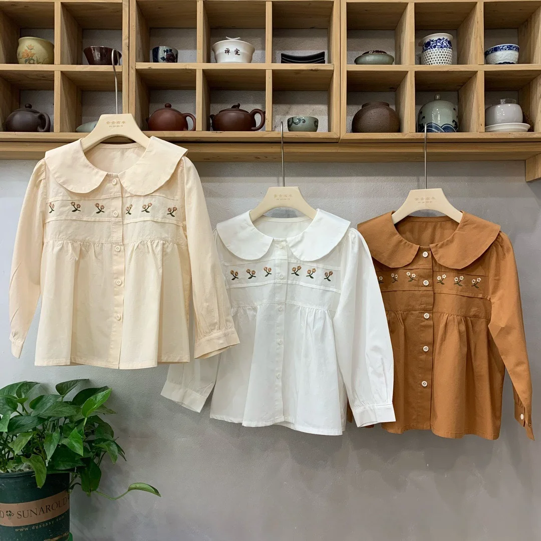 

White blouse for Girls Autumn 2024 style lapel embroidered shirt