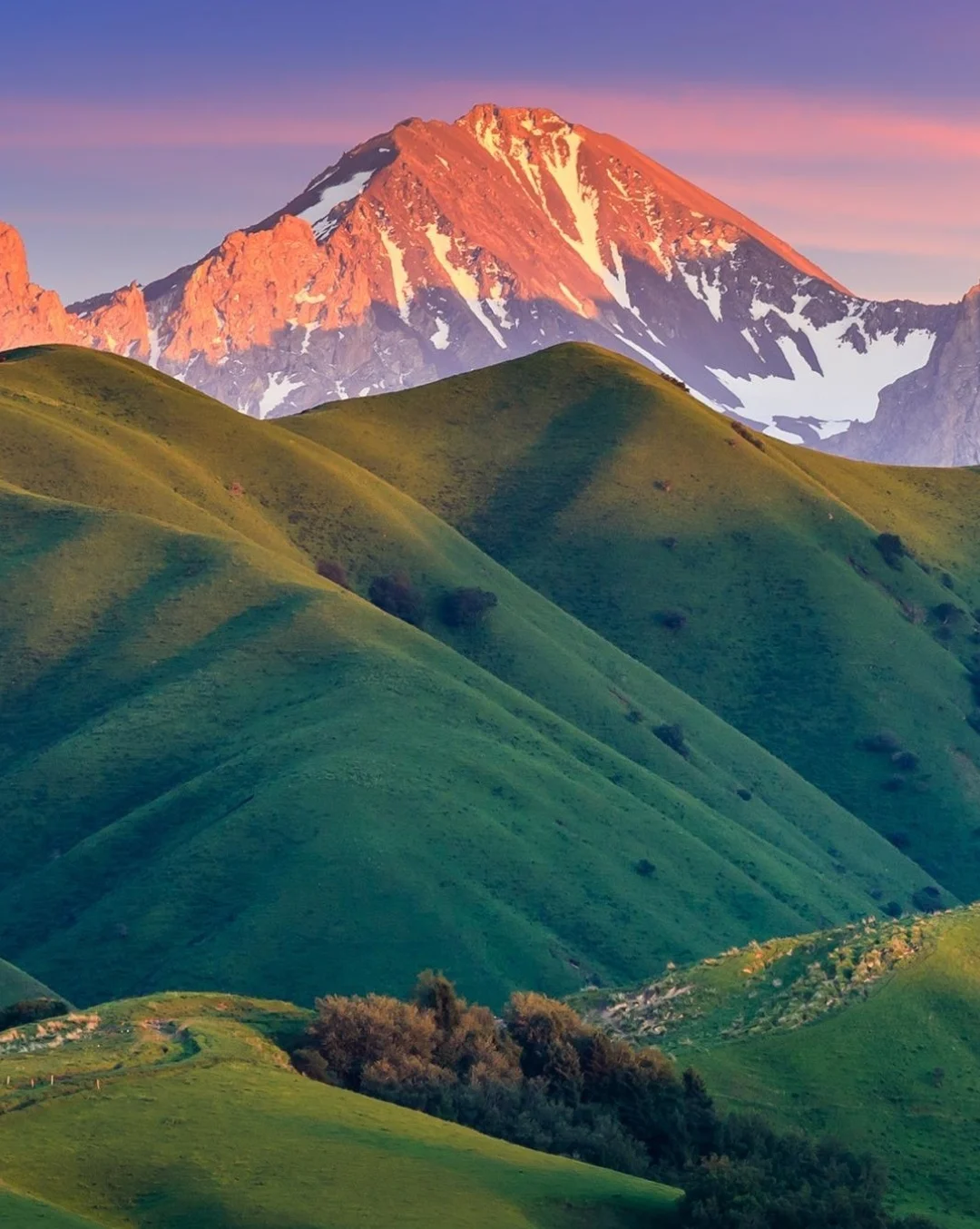 

Suitable For 26650 LED Flashlights 100% Original 26650 Battery 3.7V 18800mAh 50A Lithium Ion Battery +charger k