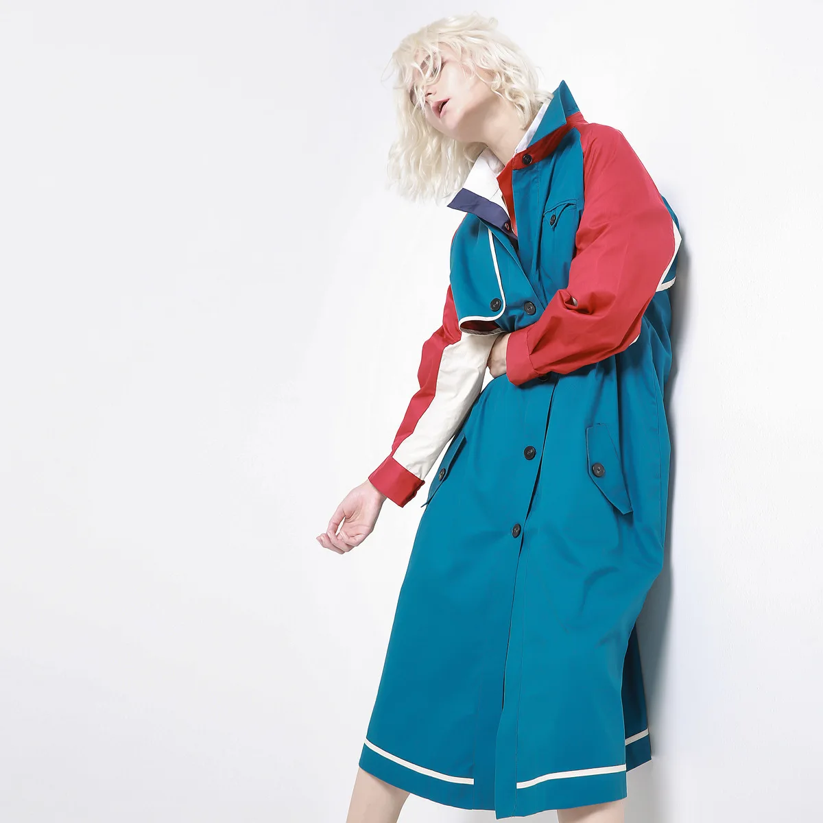 

Clothland женский цветной лоскутный длинный плащ однобортный с длинным рукавом свободные пальто в европейском стиле ветровка куртка CB174