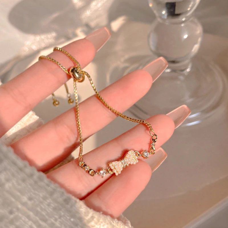 Golden Alloy Sweet Bow Bracelet For Women 2023 New Design Pearl Zircon Inlay High-Quality Adjustable Jewelry Birthday Gift