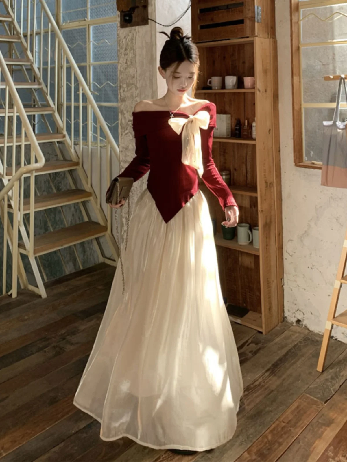 

Корейский стиль: красивый вязаный свитер и юбка-полусолнце, комплект из двух предметов, элегантный, молодежный, модный весенний наряд, хлопковый, длинный рукав.