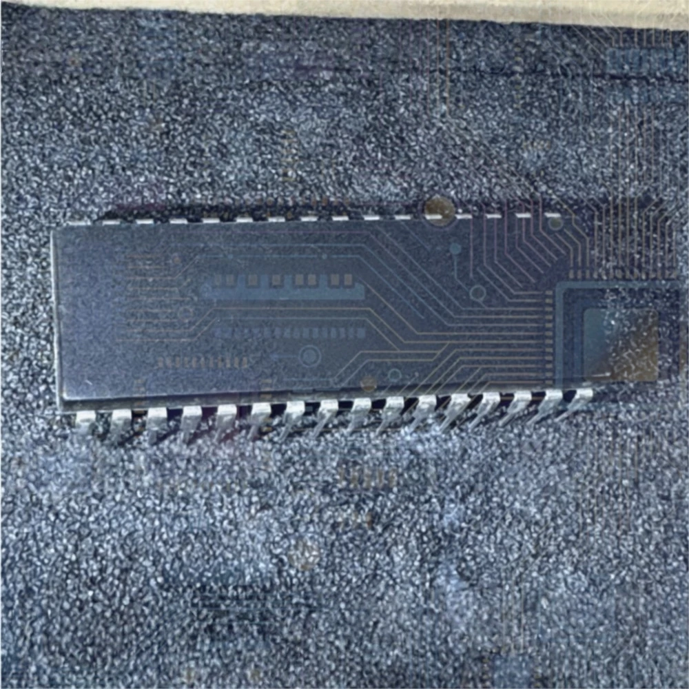 1-100PCS 2794 NJM2794RB2 NJM2794 MST9U03V2 AM26C31IN AM26C31 AM26C31CN AM28F010-120PI AM28F010