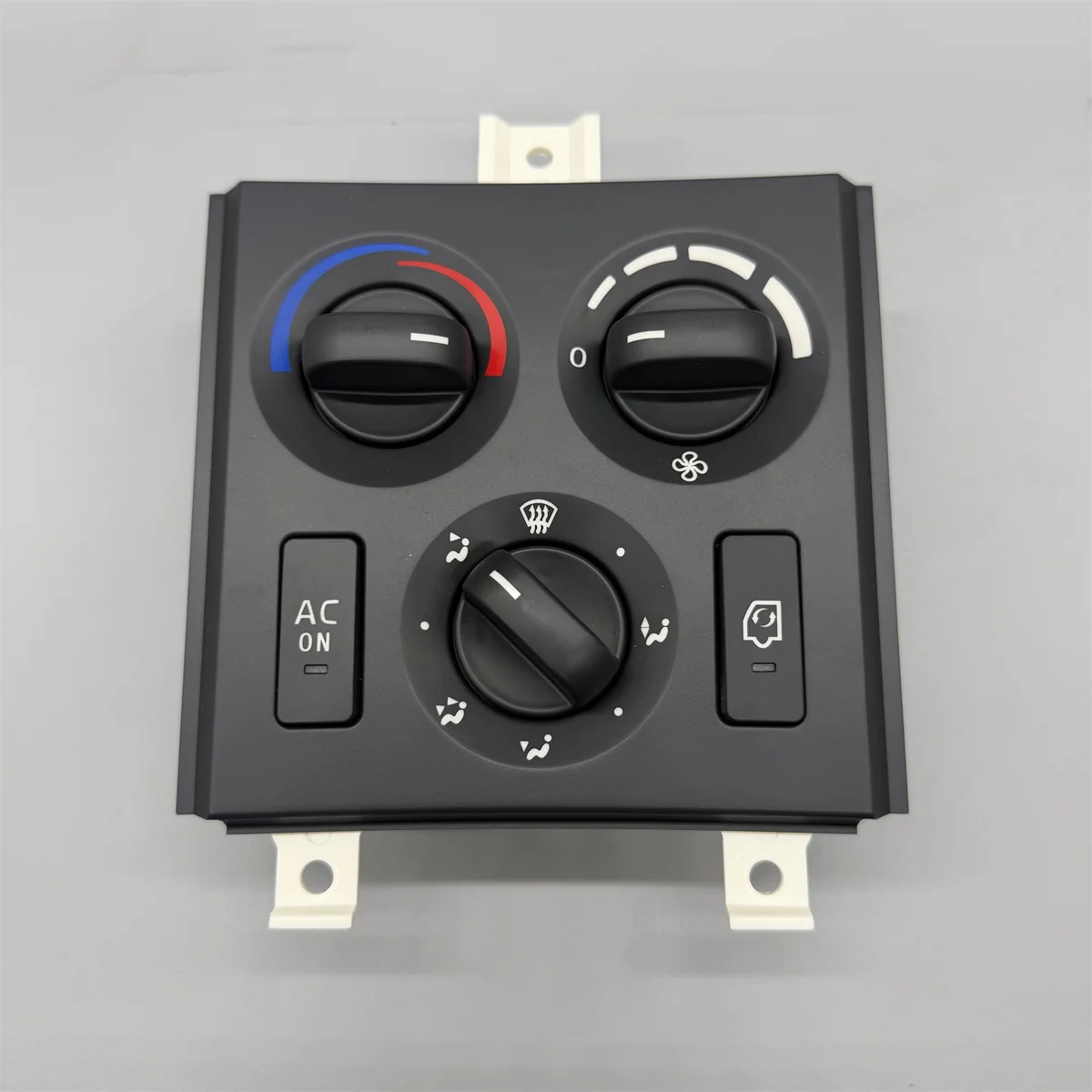 Truck Parts Suitable for North American Volvo Trucks VOE 21326144 Air Conditioning Control Switch Panel 12V